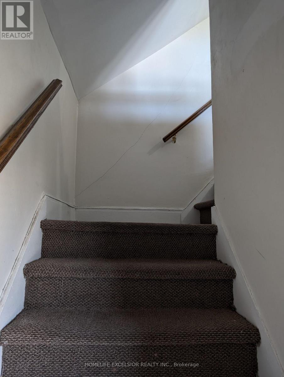 Upper - 20 Williams Street E, Oshawa (O'neill), Ontario  L1G 1K3 - Photo 10 - E13529840