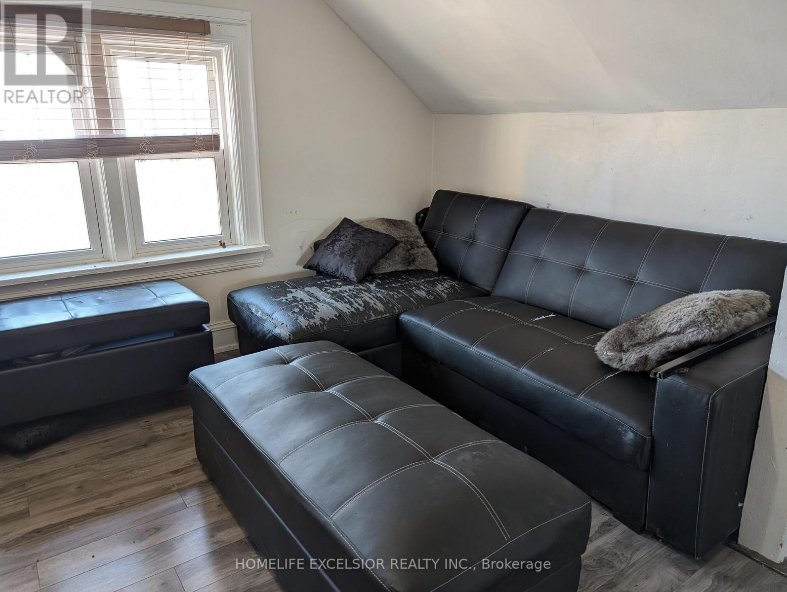 Upper - 20 Williams Street E, Oshawa (O'neill), Ontario  L1G 1K3 - Photo 11 - E13529840