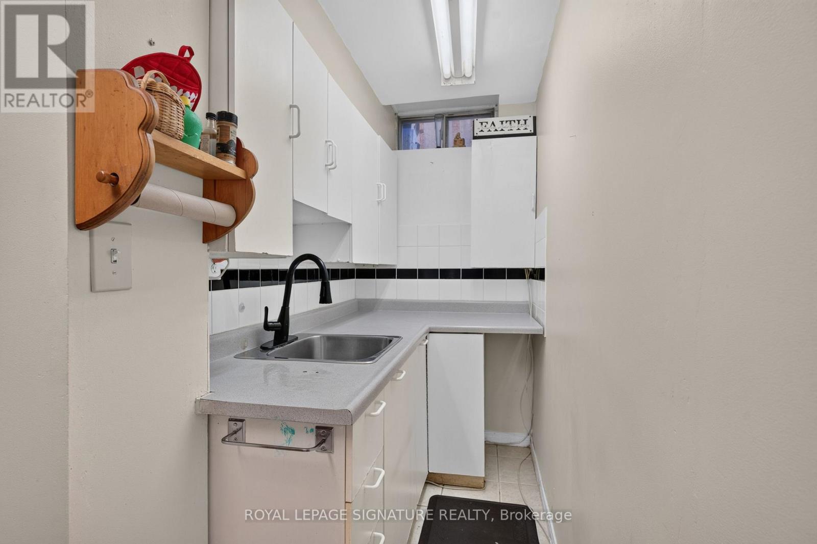 1642 Pepperwood Gate, Pickering, Ontario  L1X 2K1 - Photo 43 - E13529858