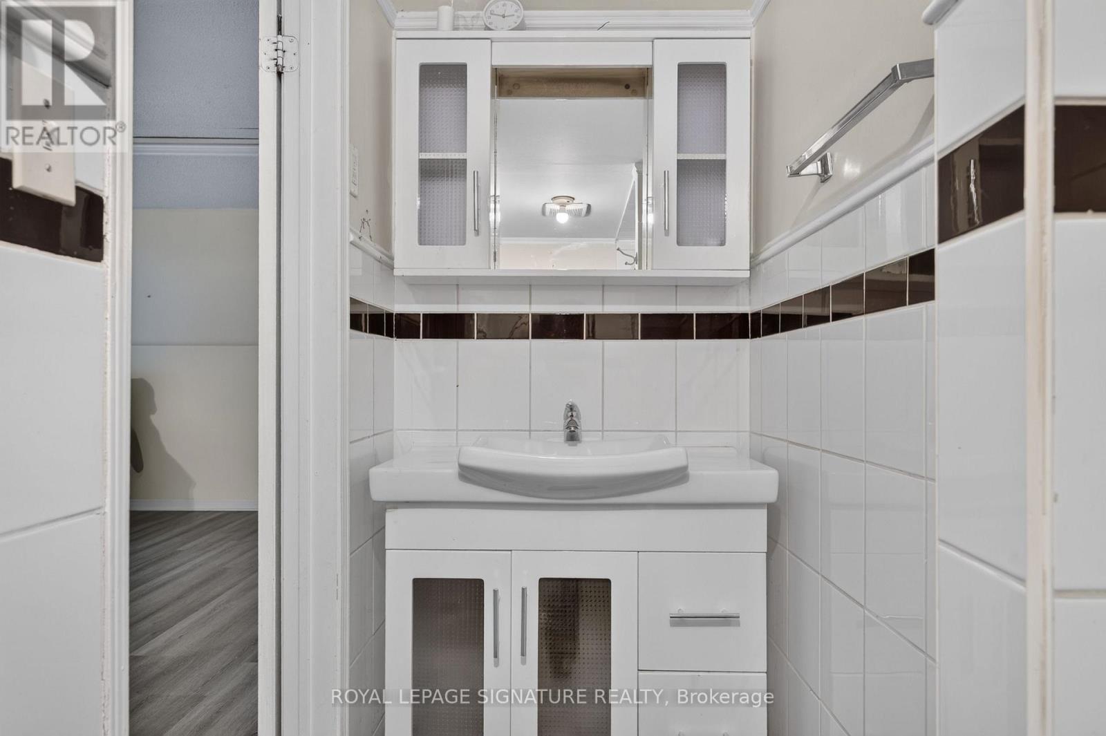 1642 Pepperwood Gate, Pickering, Ontario  L1X 2K1 - Photo 46 - E13529858