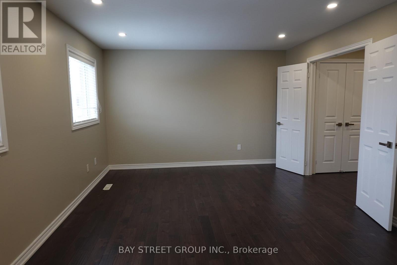 36 Vipond Road, Whitby (Brooklin), Ontario  L1M 2P2 - Photo 9 - E13529920