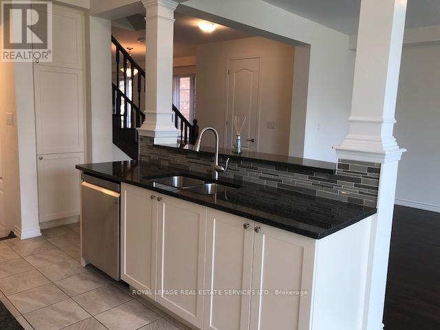 Upper - 74 Faust Ridge, Vaughan (Kleinburg), Ontario  L4H 4T1 - Photo 8 - N13529856