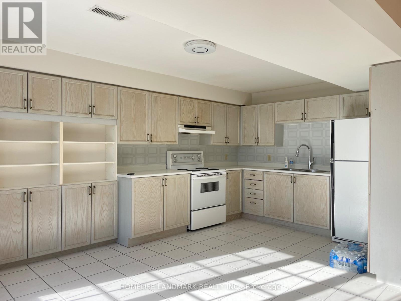 Basemen - 129 Shirley Avenue, Barrie (Letitia Heights), Ontario  L4N 2B8 - Photo 5 - S13529912