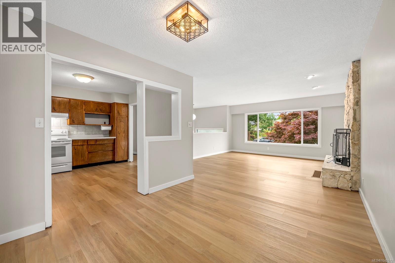 2025 Hemlock Pl, Courtenay, British Columbia  V9N 3B9 - Photo 13 - 1042312