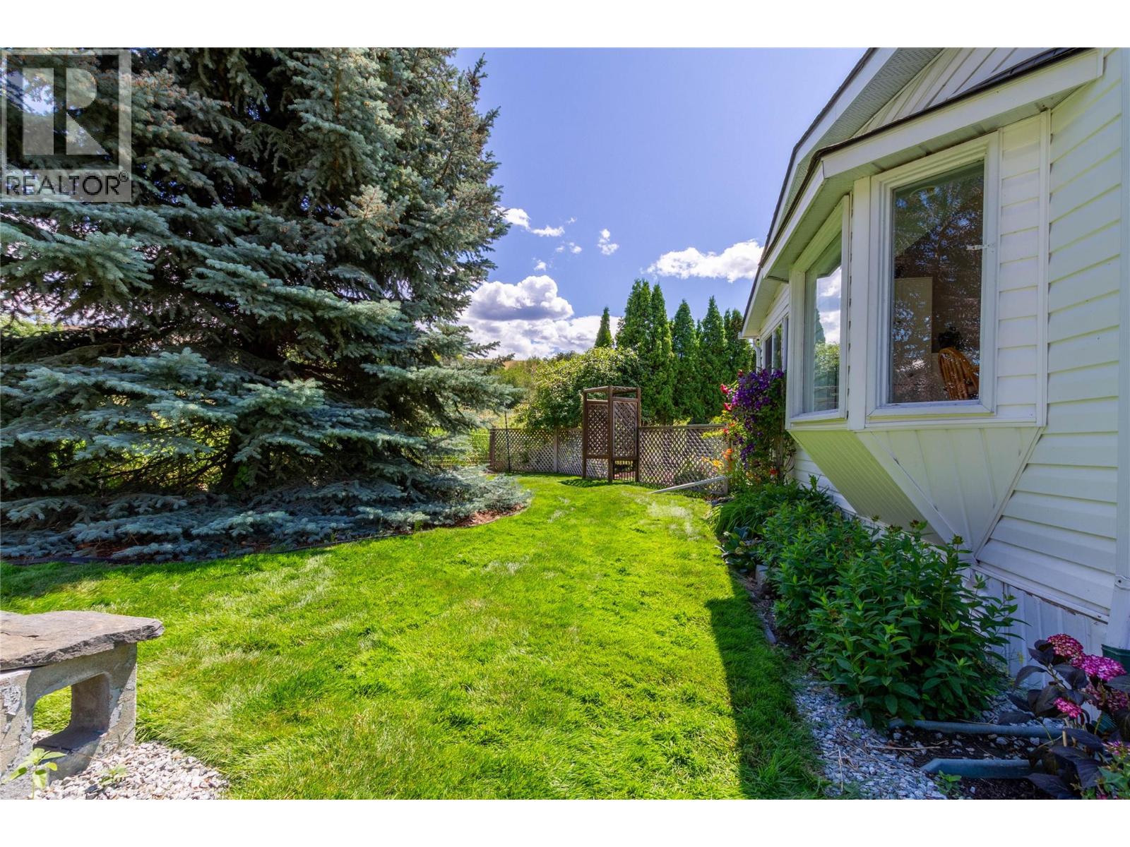 Listing image 64