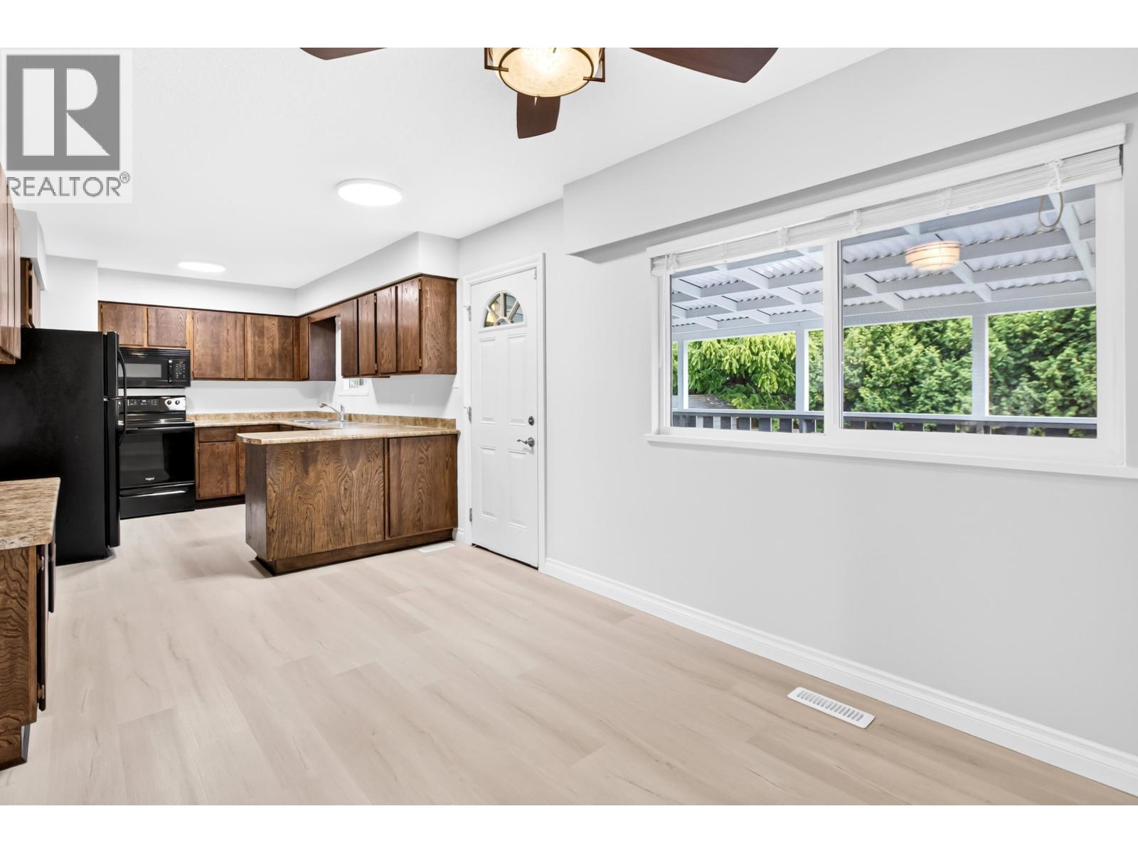 20800 Camwood Avenue, Maple Ridge, British Columbia  V2X 2P1 - Photo 9 - R3143239