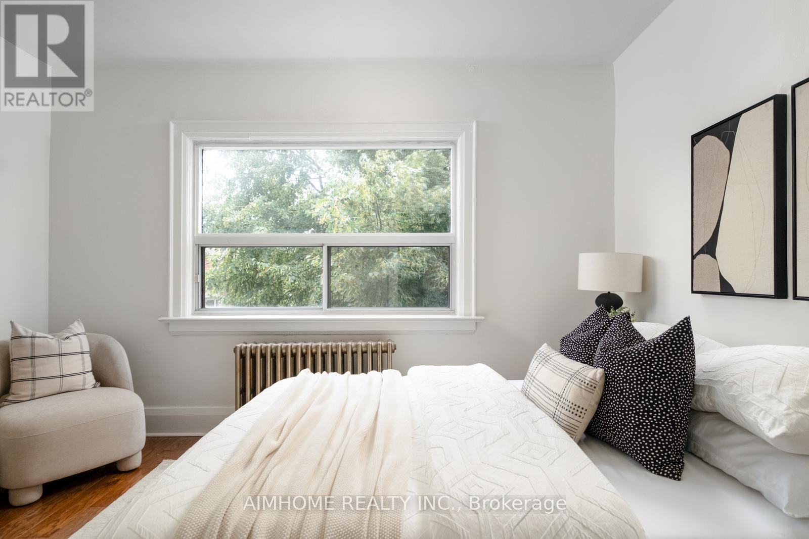 40 Kings Park Boulevard, Toronto, Ontario  M4J 2B8 - Photo 15 - E13529948