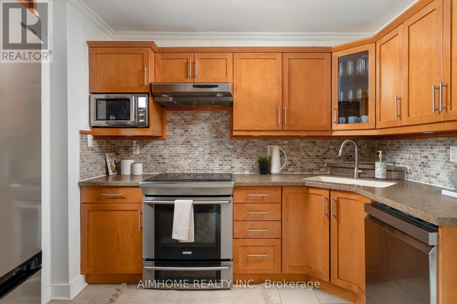 40 Kings Park Boulevard, Toronto, Ontario  M4J 2B8 - Photo 8 - E13529948