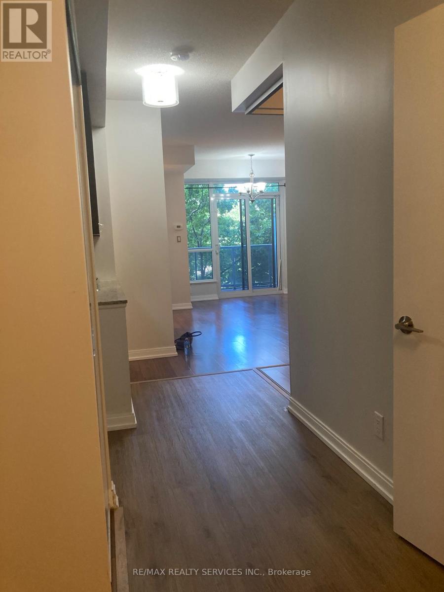 206 - 151 Village Green Square, Toronto (Agincourt South-Malvern West), Ontario  M1S 0K5 - Photo 3 - E13529958
