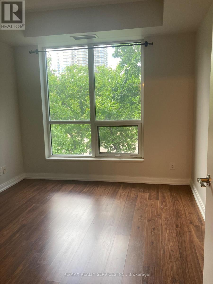 206 - 151 Village Green Square, Toronto (Agincourt South-Malvern West), Ontario  M1S 0K5 - Photo 5 - E13529958