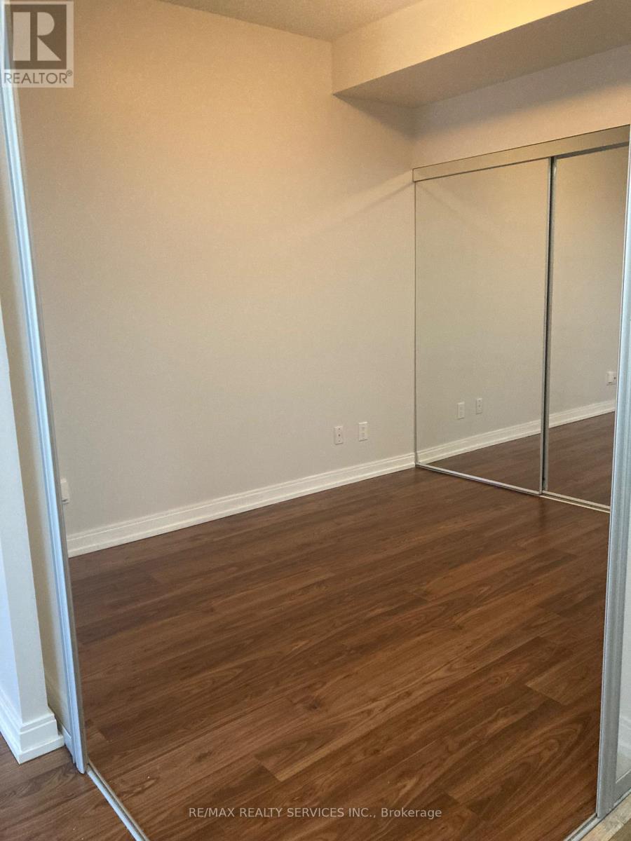 206 - 151 Village Green Square, Toronto (Agincourt South-Malvern West), Ontario  M1S 0K5 - Photo 6 - E13529958