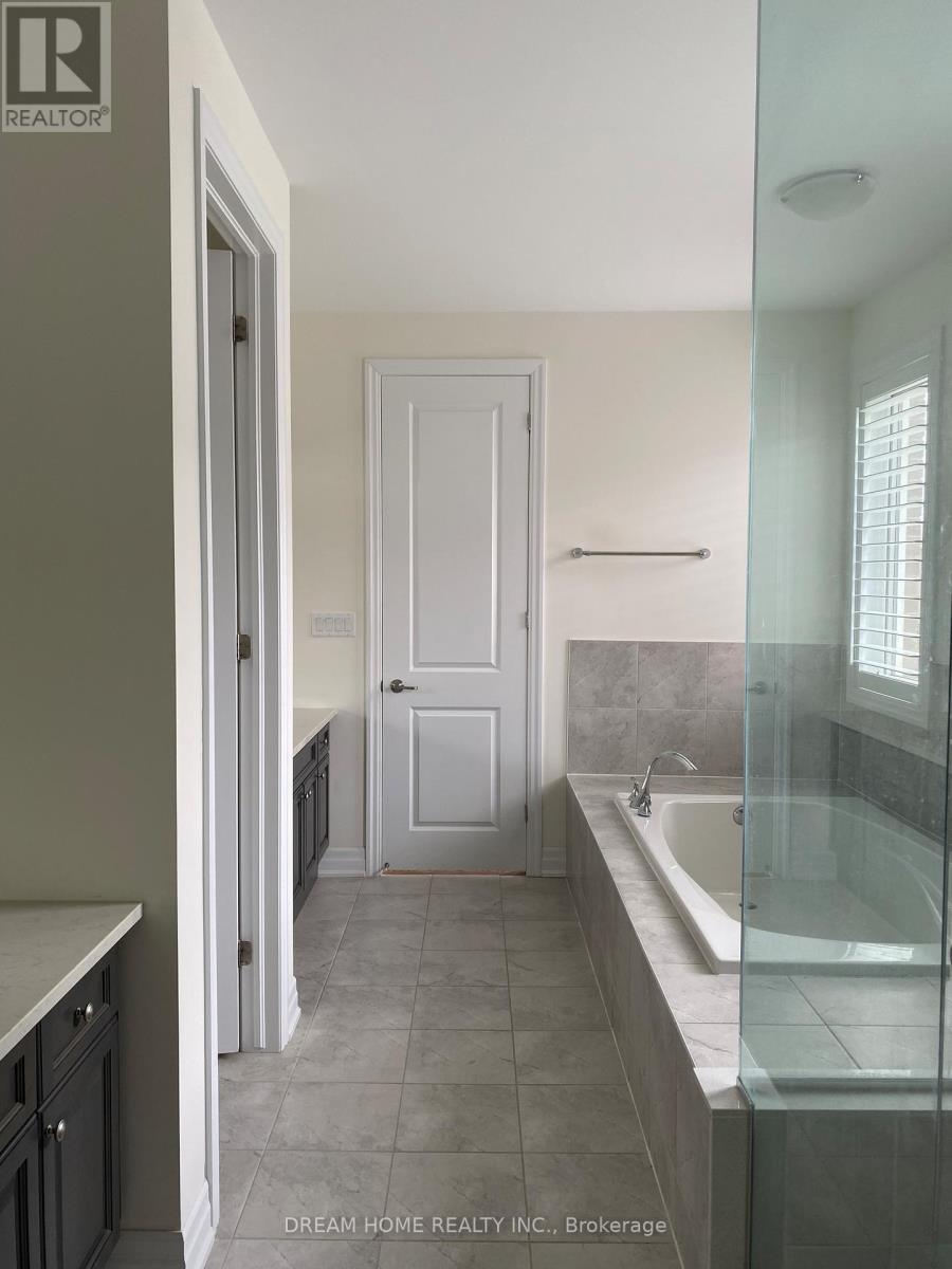 429 Ginger Gate, Oakville, Ontario L4E 1N2 - Photo 10 - W13529980