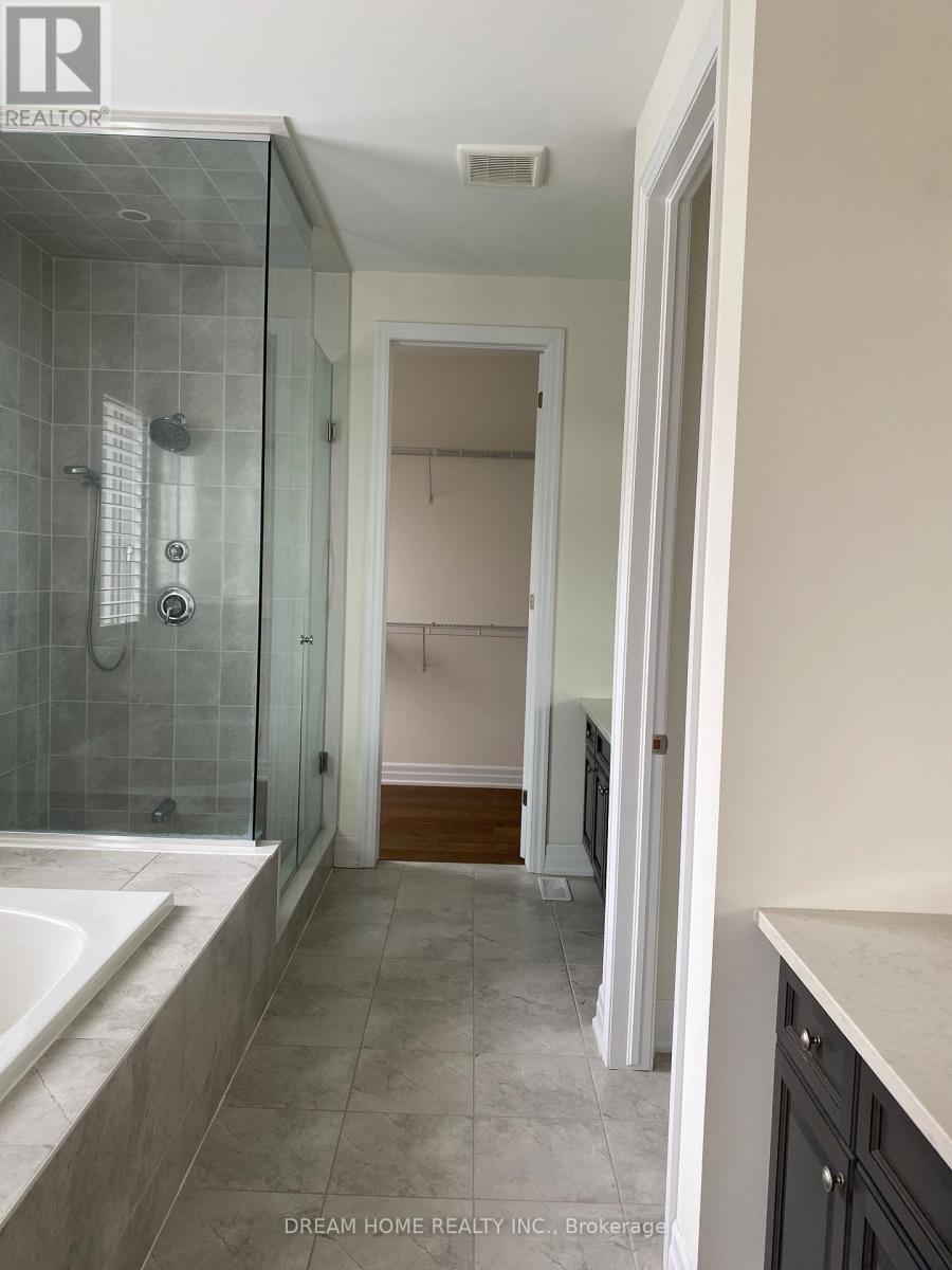 429 Ginger Gate, Oakville, Ontario L4E 1N2 - Photo 11 - W13529980