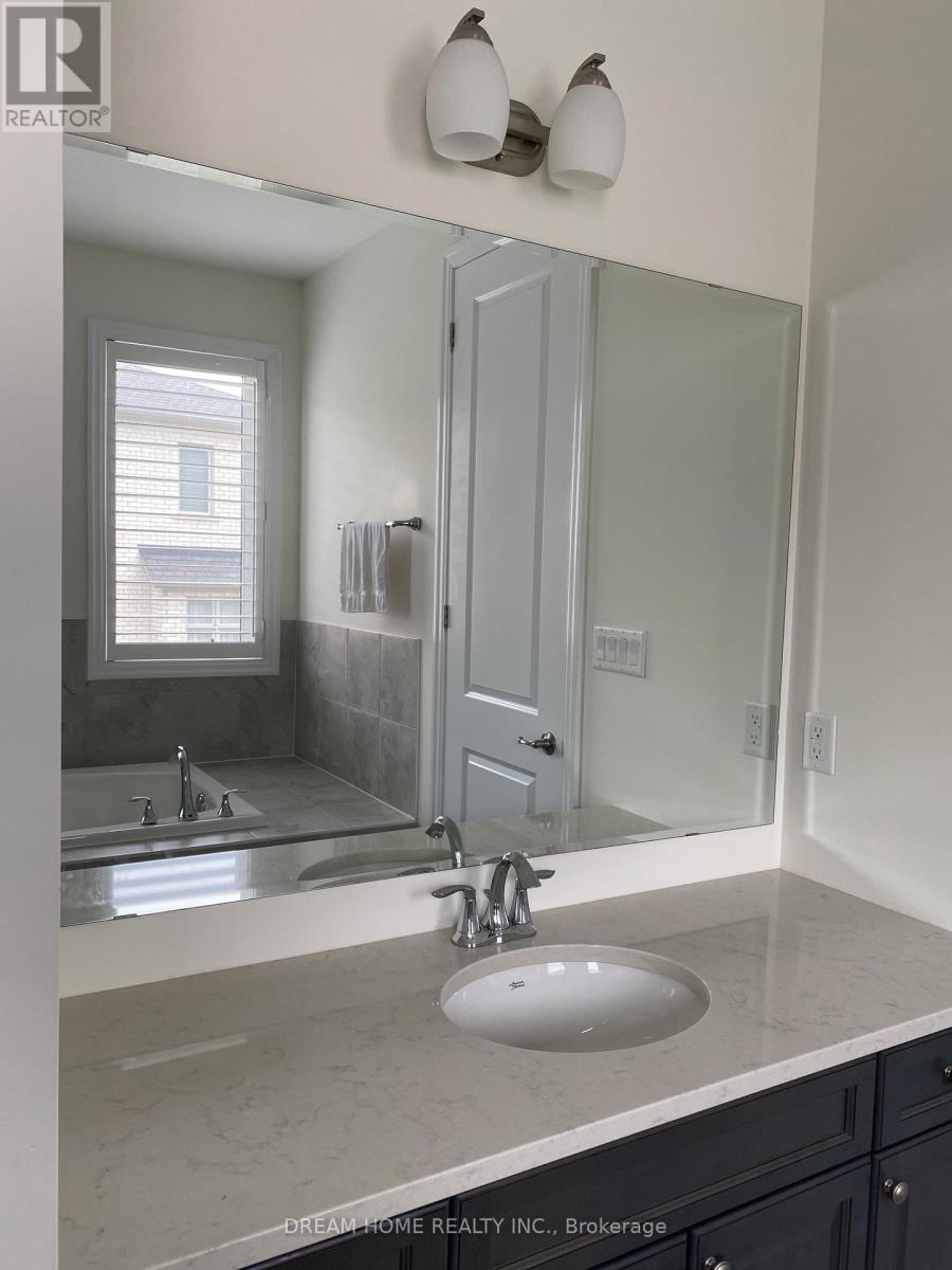 429 Ginger Gate, Oakville, Ontario L4E 1N2 - Photo 9 - W13529980