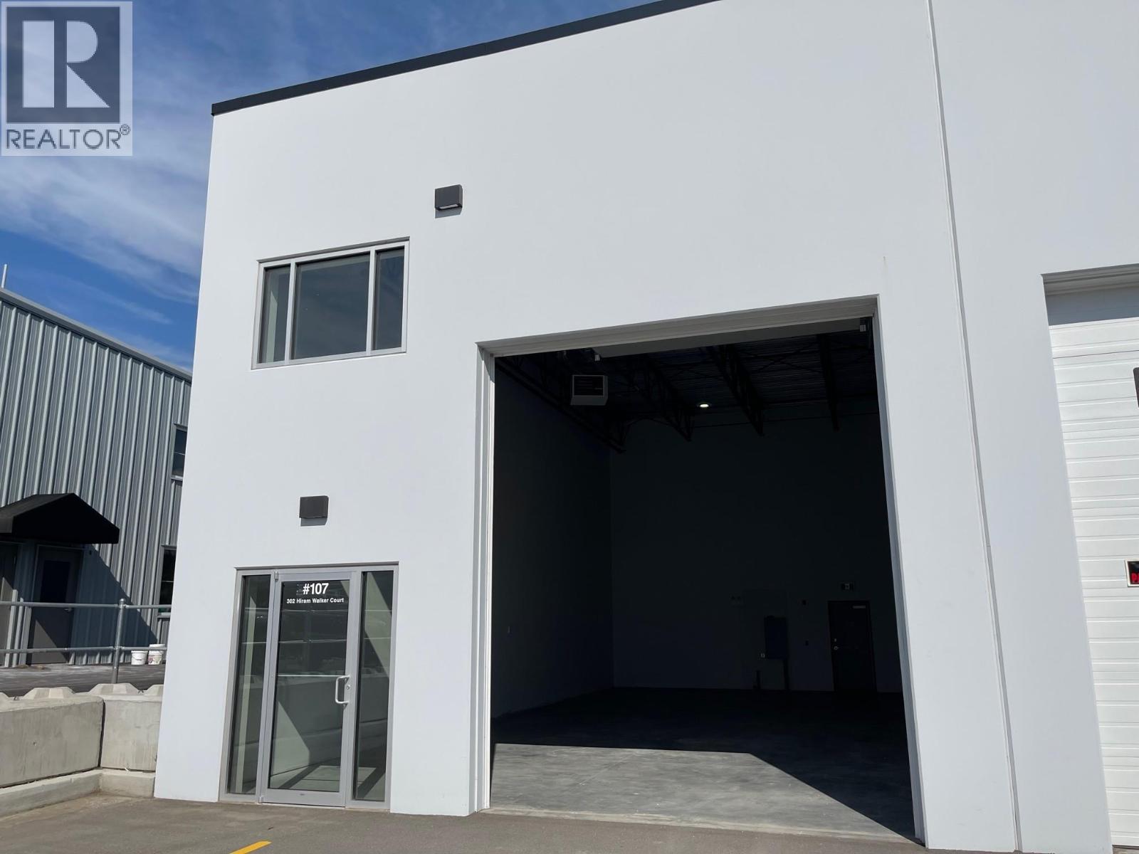 302 Hiram Walker Court Unit# 107, Kelowna, British Columbia  V4V 0B2 - Photo 4 - 10359392