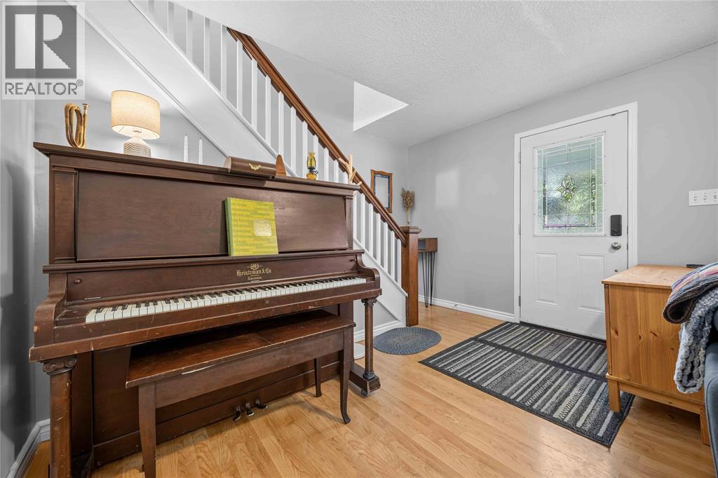 460 London Road, Sarnia photo 6