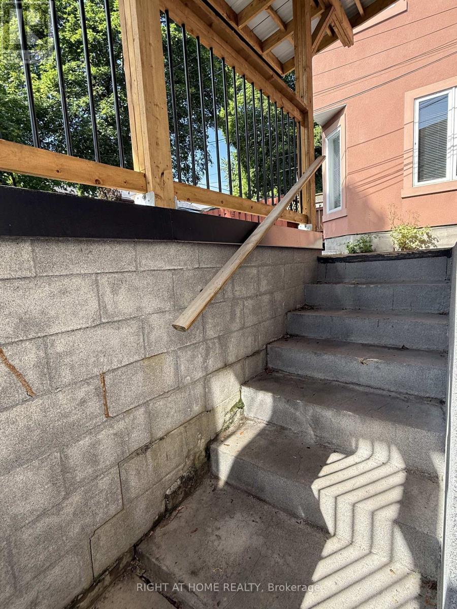 Bsmt - 169 Lawrence Avenue W, Toronto, Ontario  M5M 1A9 - Photo 5 - C13530018
