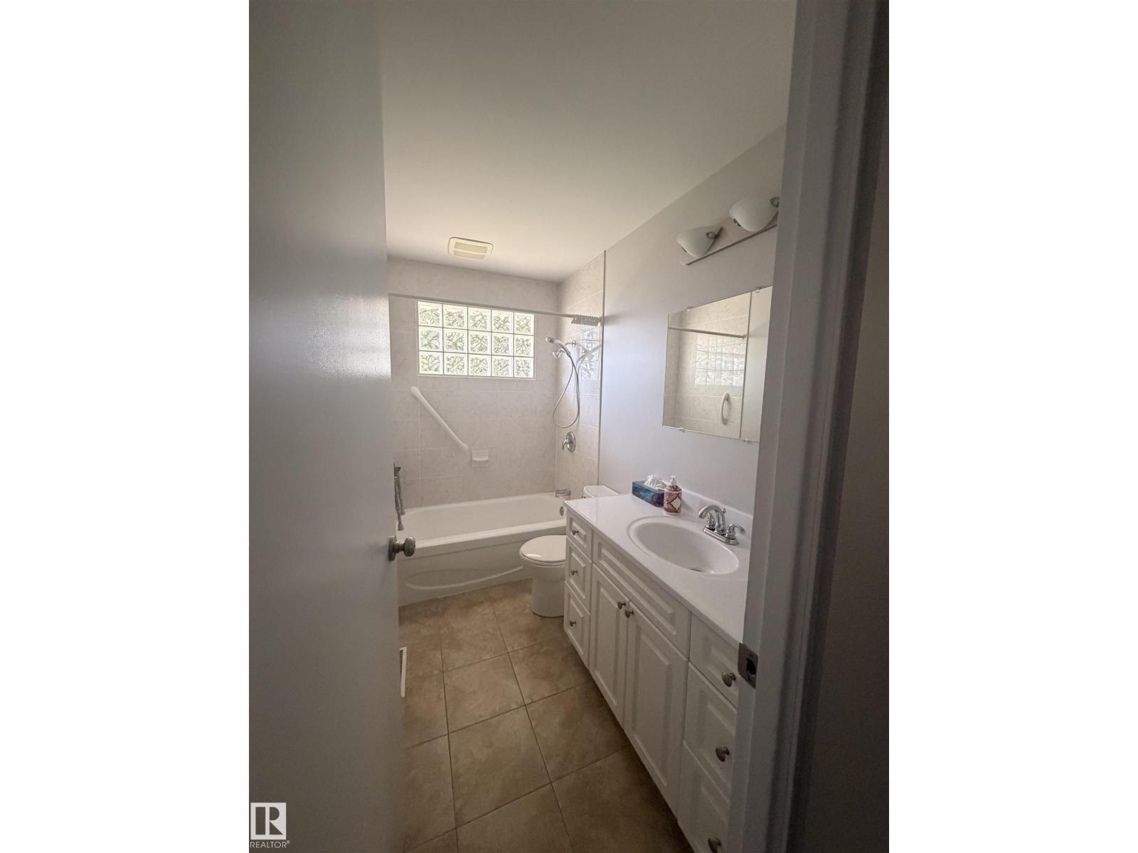 8 Savoy Pl, St. Albert, Alberta  T8N 0J3 - Photo 30 - E4497379