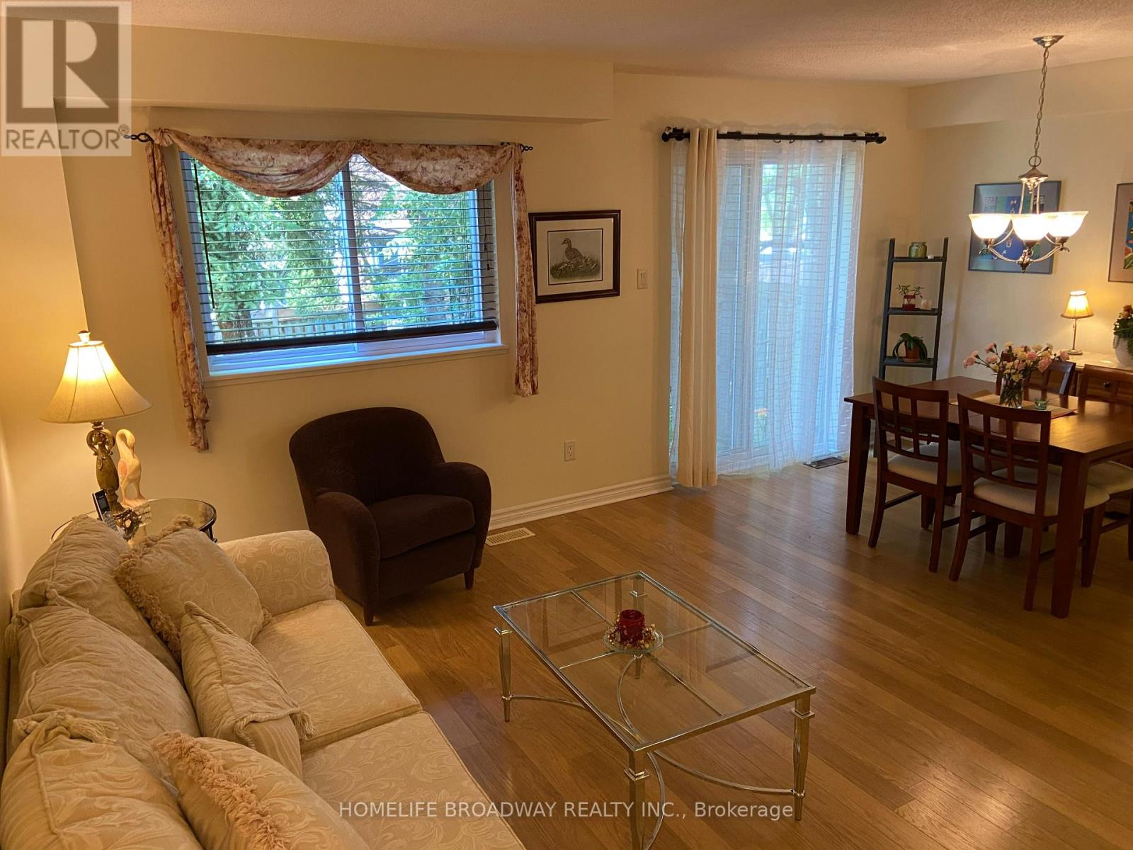 26 - 517 Jack Giles Circle, Newmarket (Summerhill Estates), Ontario  L3X 1X8 - Photo 4 - N13530040