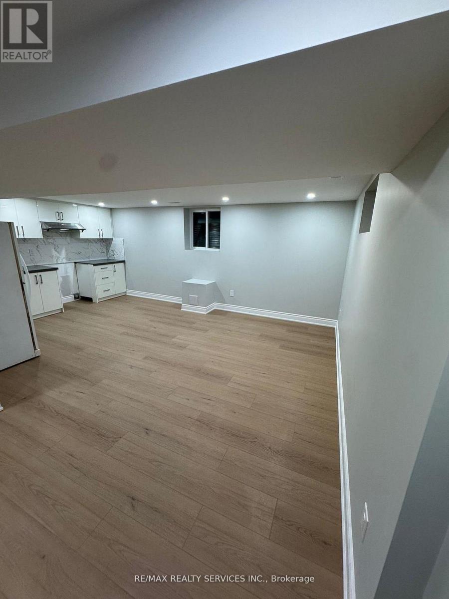 Basement - 41 Maclaren Avenue, Barrie (Painswick North), Ontario  L4N 3Y1 - Photo 2 - S13529984