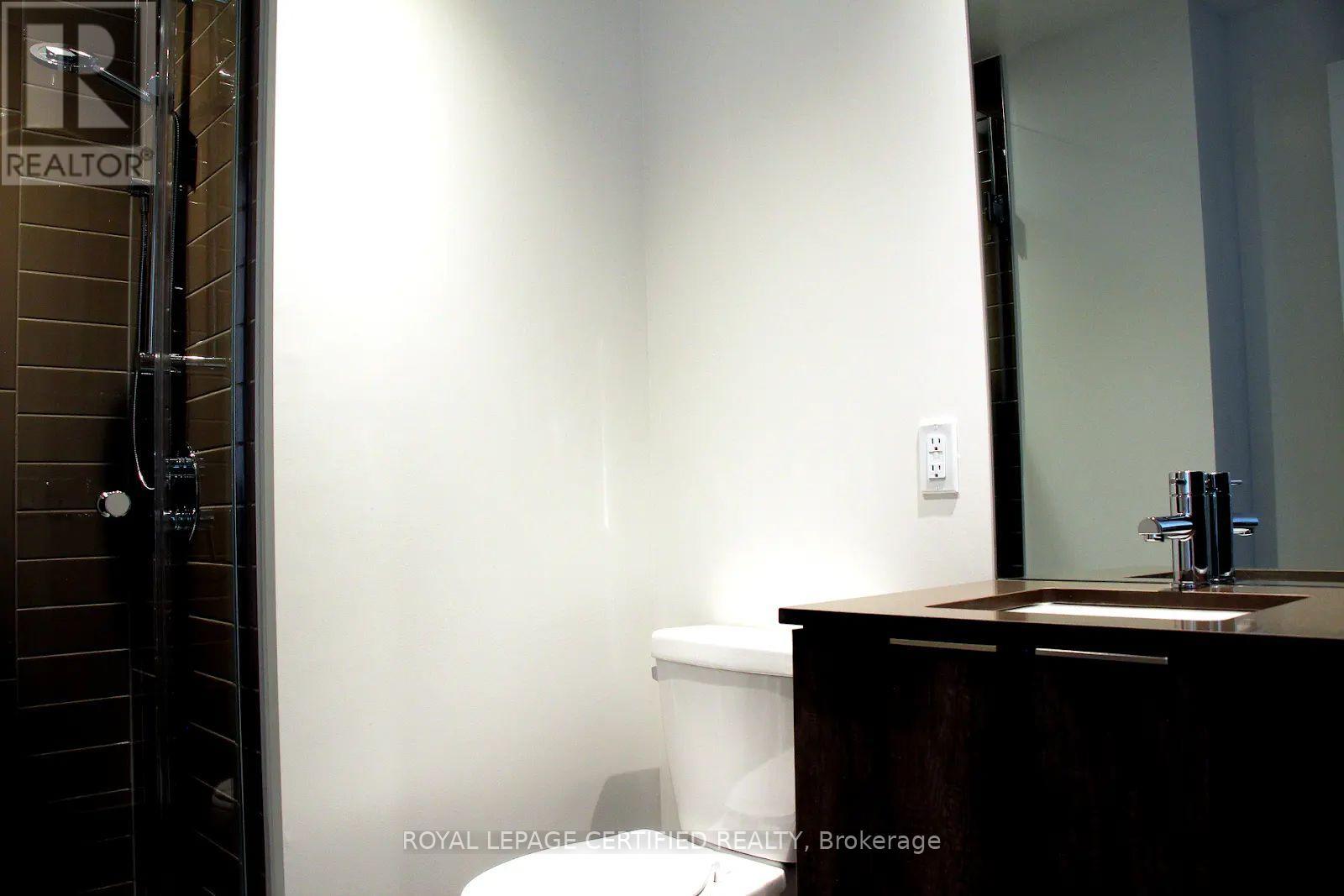 5011 - 448 Burnhamthorpe Road W, Mississauga (City Centre), Ontario  L5B 0R4 - Photo 13 - W13530016