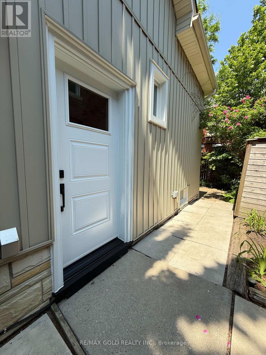 70 West Street W, Brampton (Downtown Brampton), Ontario  L6X 1V9 - Photo 5 - W13530024