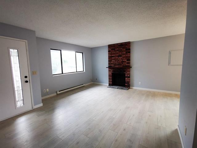 11859 89a Avenue, Delta, British Columbia  V4C 3G8 - Photo 4 - R3141129