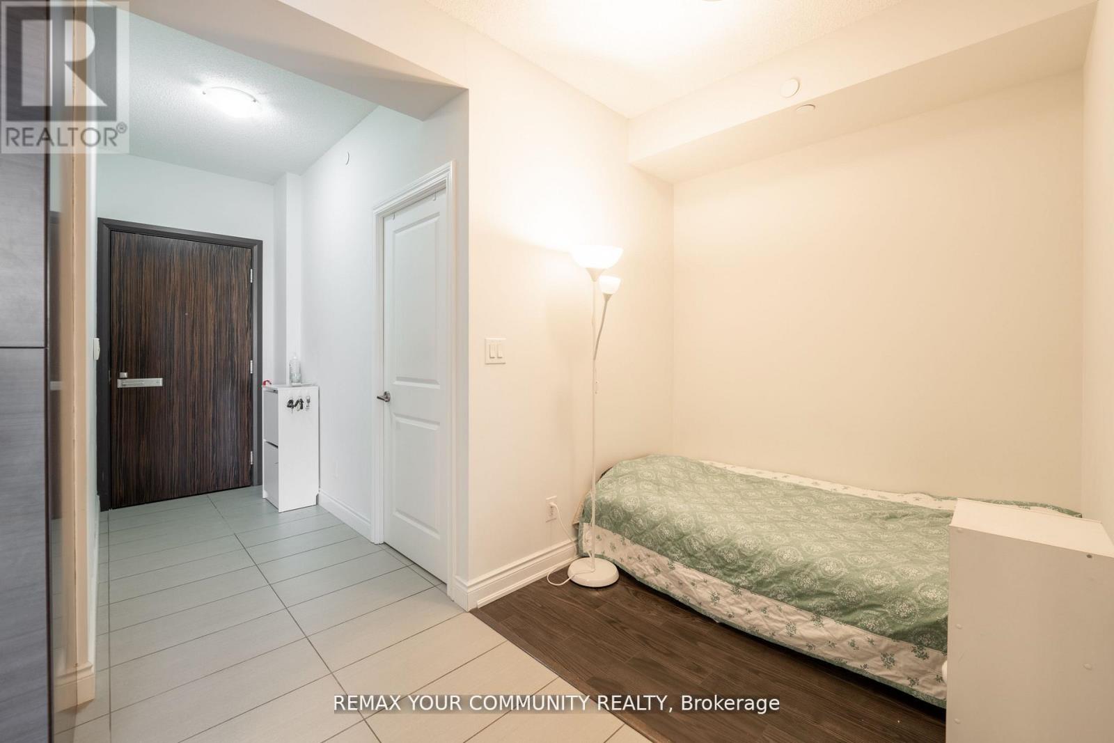520 - 325 South Park Road, Markham, Ontario  L3T 0B8 - Photo 8 - N13525380