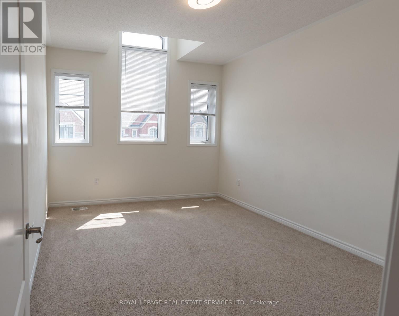 Upper - 74 Faust Ridge, Vaughan, Ontario L4H 4T1 - Photo 20 - N13529856