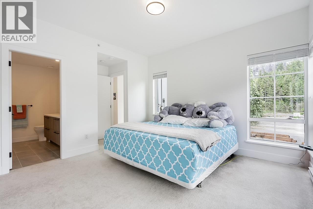 37981 Helm Way, Squamish, British Columbia  V8B 2A1 - Photo 24 - R3143303