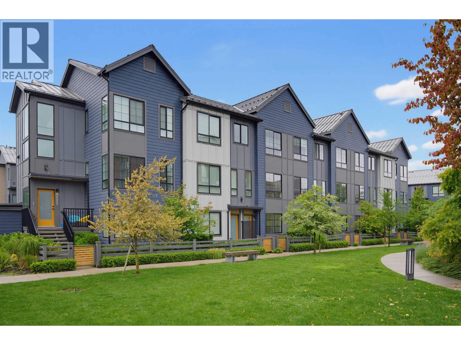 38006 FAIRWATER PLACE, squamish, British Columbia