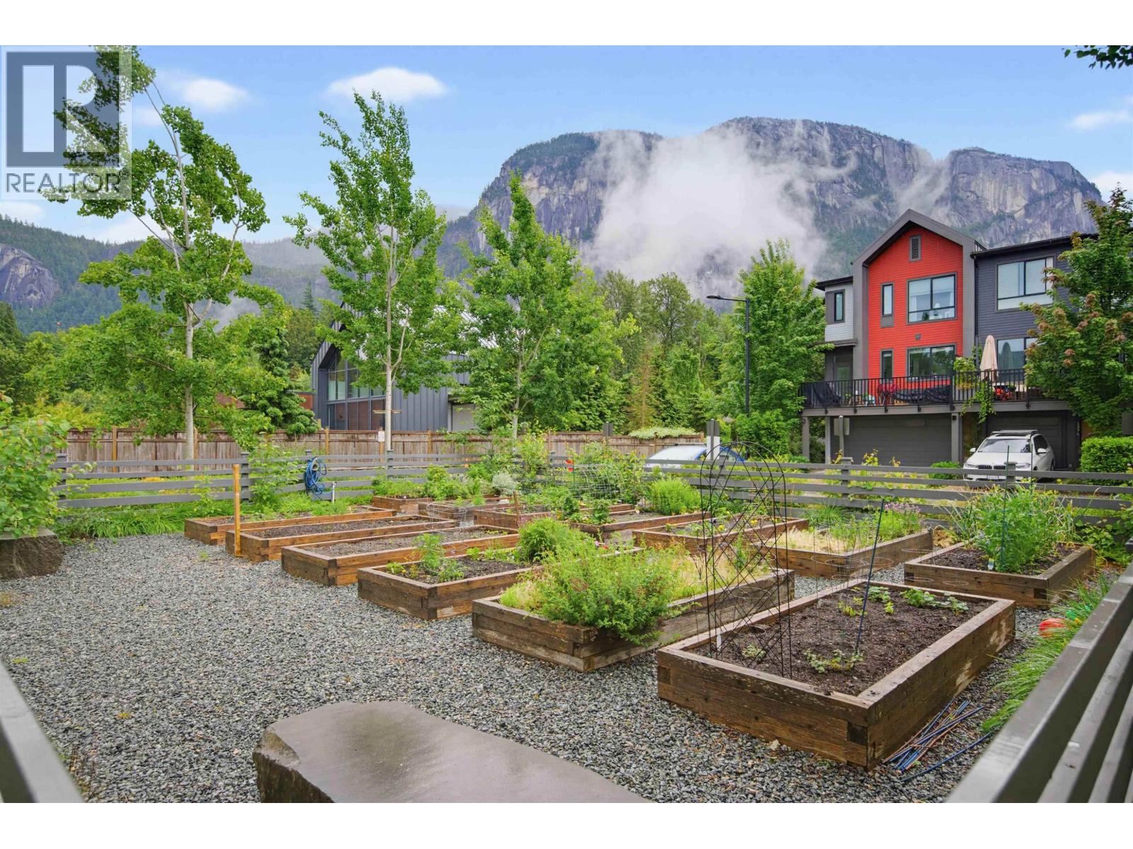 38006 Fairwater Place, Squamish, British Columbia  V8B 2A1 - Photo 40 - R3143315
