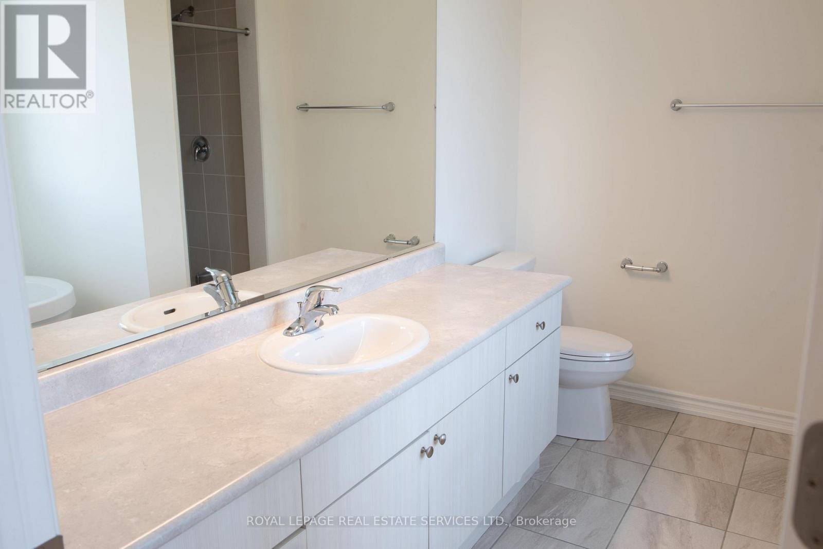 Upper - 74 Faust Ridge, Vaughan, Ontario L4H 4T1 - Photo 11 - N13529856
