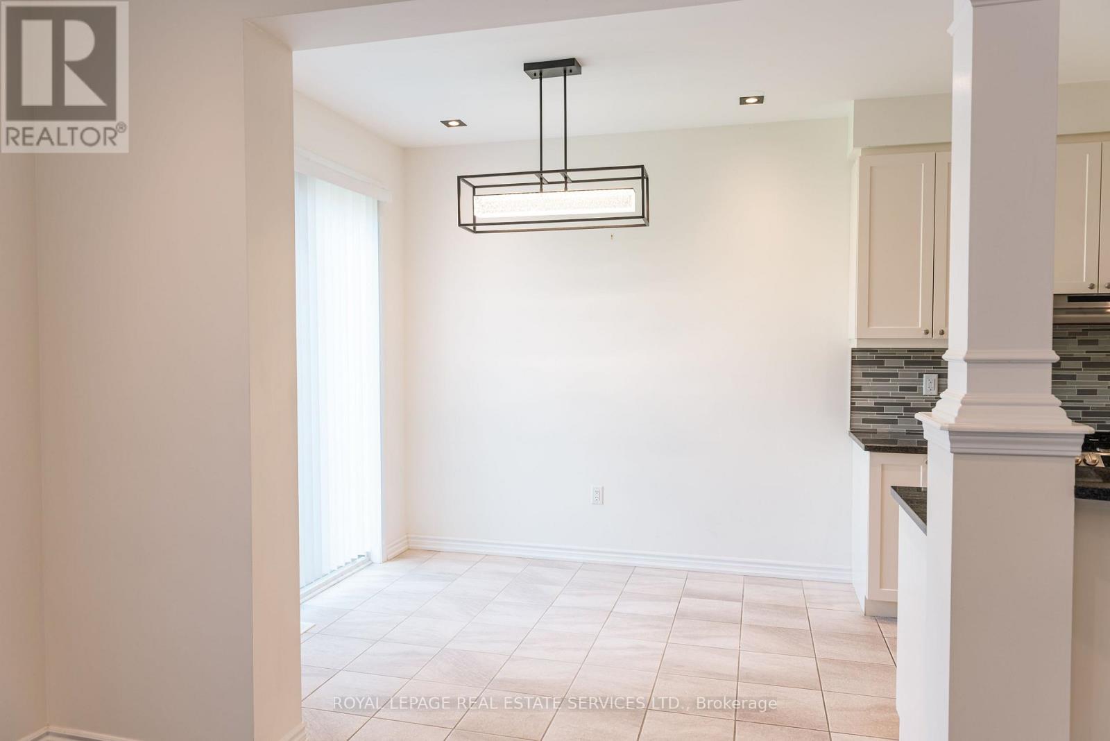 Upper - 74 Faust Ridge, Vaughan, Ontario L4H 4T1 - Photo 2 - N13529856