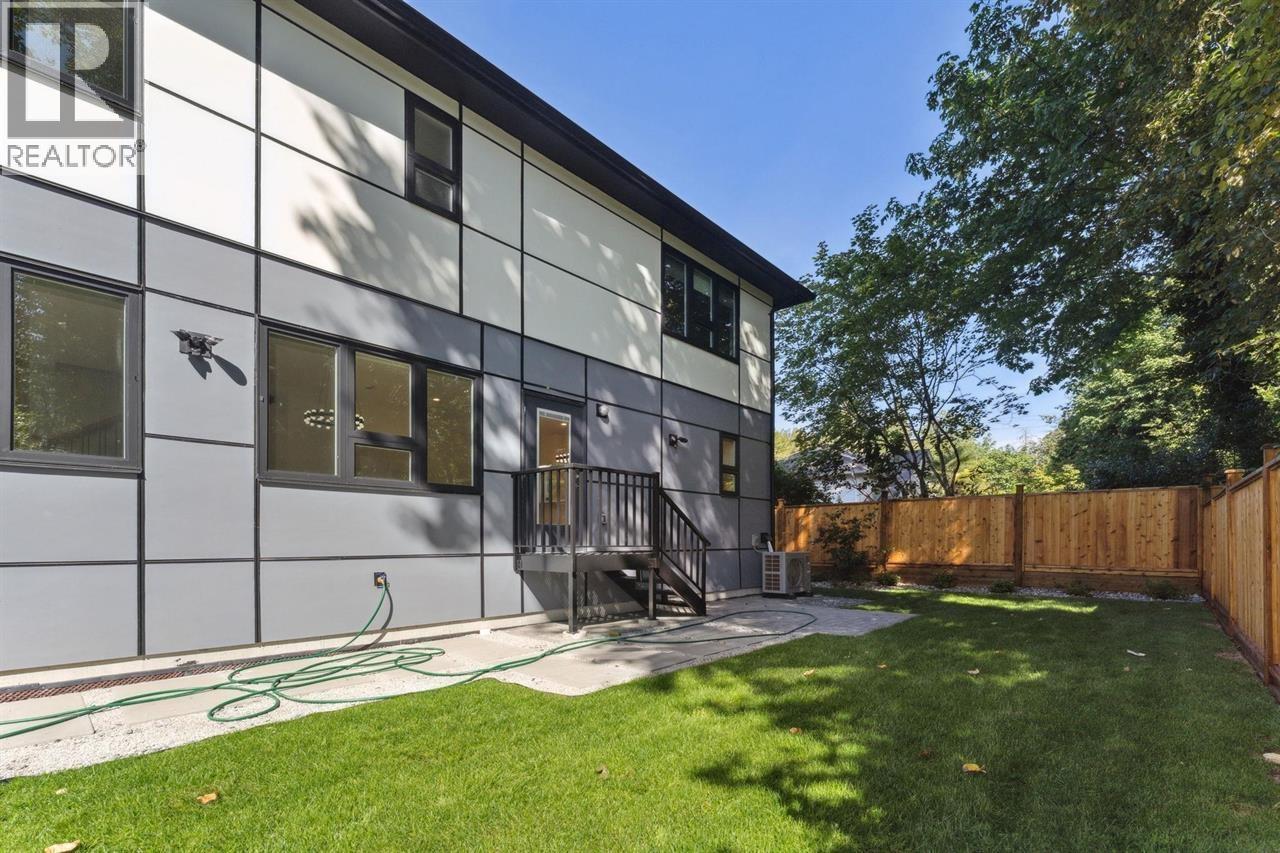 842 St. Denis Avenue, North Vancouver, British Columbia  V7J 2G4 - Photo 25 - R3143292
