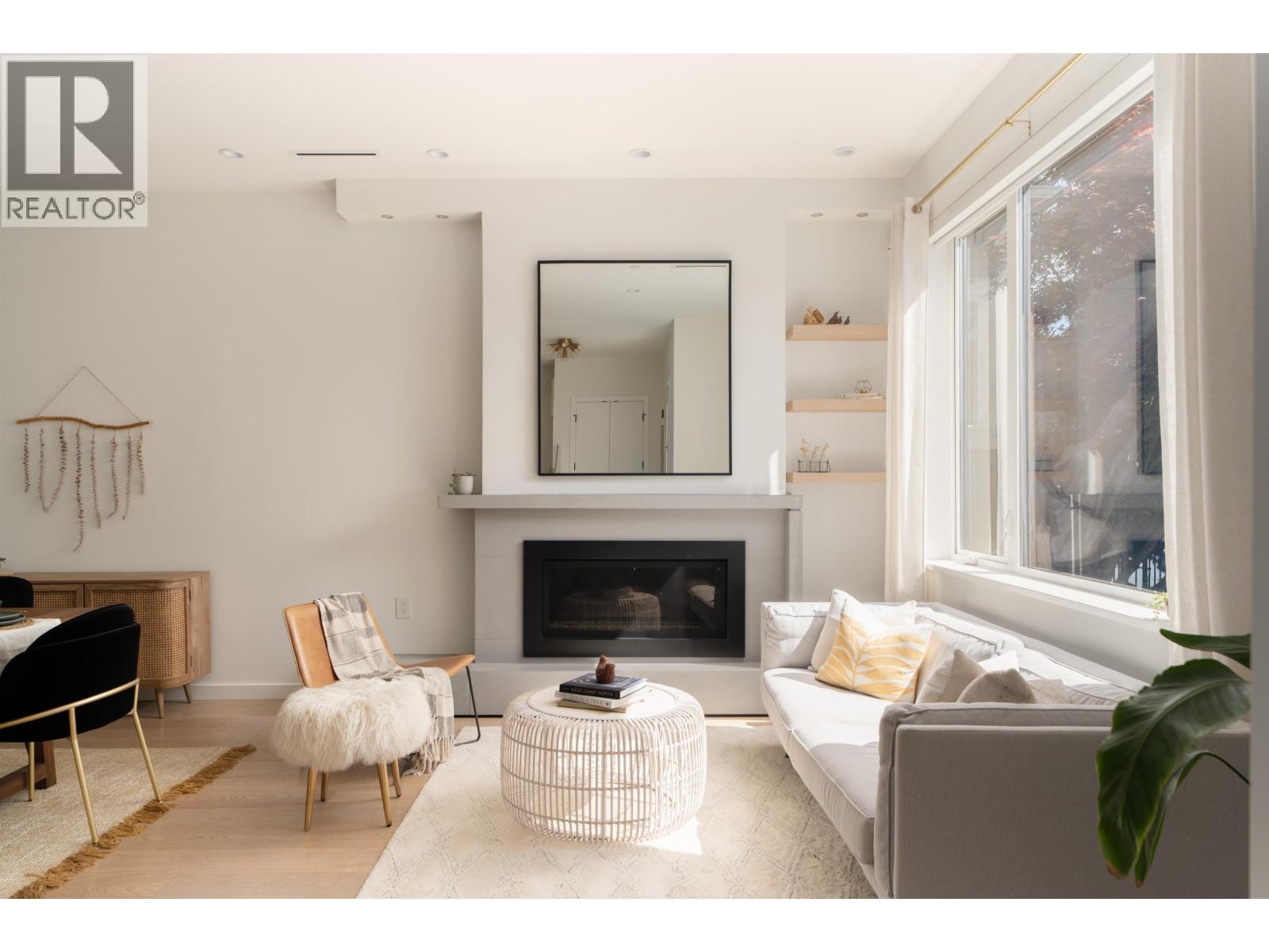 5325 Chester Street, Vancouver, British Columbia  V5W 3B1 - Photo 5 - R3143309