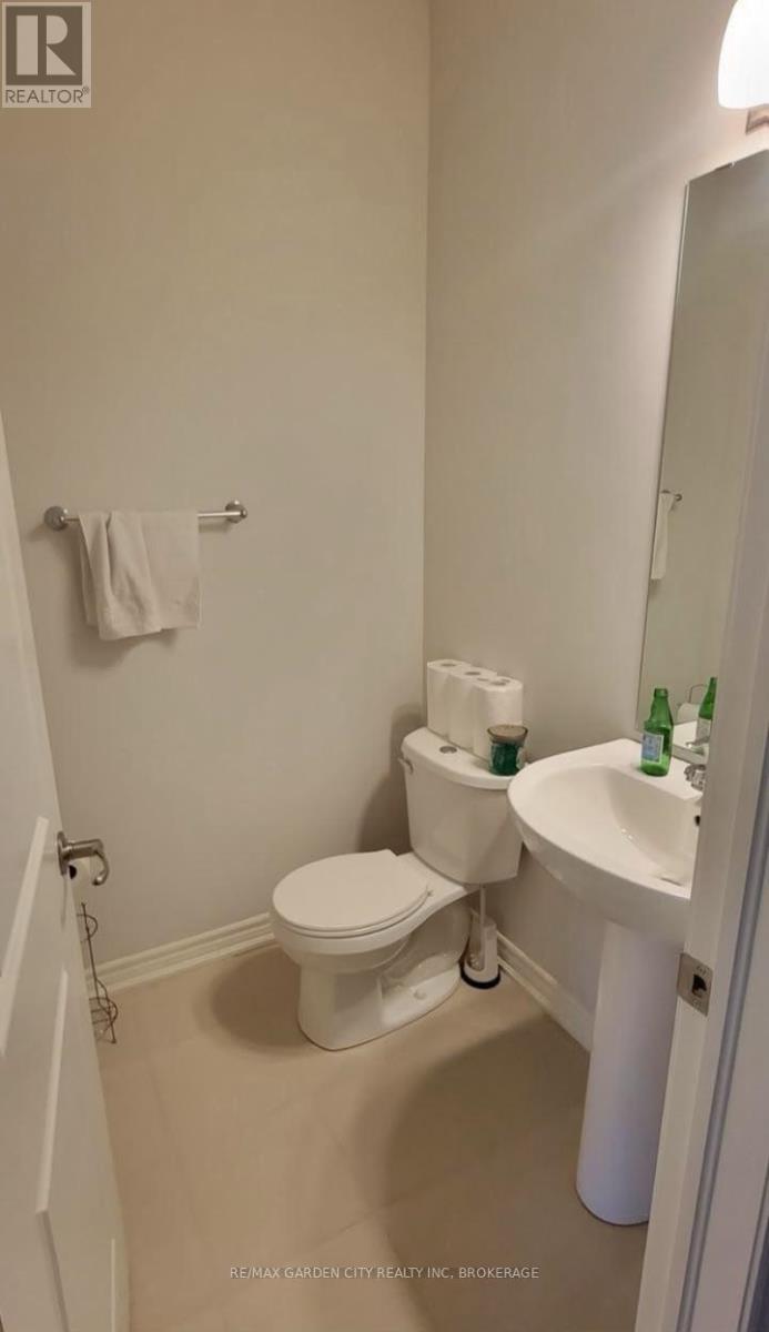 5 Lymburner Street, Pelham, Ontario  L3B 5N5 - Photo 7 - X13529614