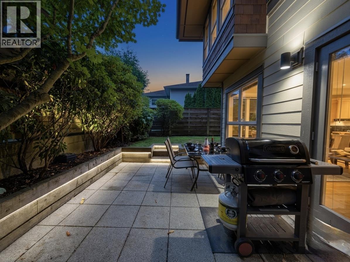 2982 Chesterfield Avenue, North Vancouver, British Columbia  V7N 3M6 - Photo 11 - R3143099