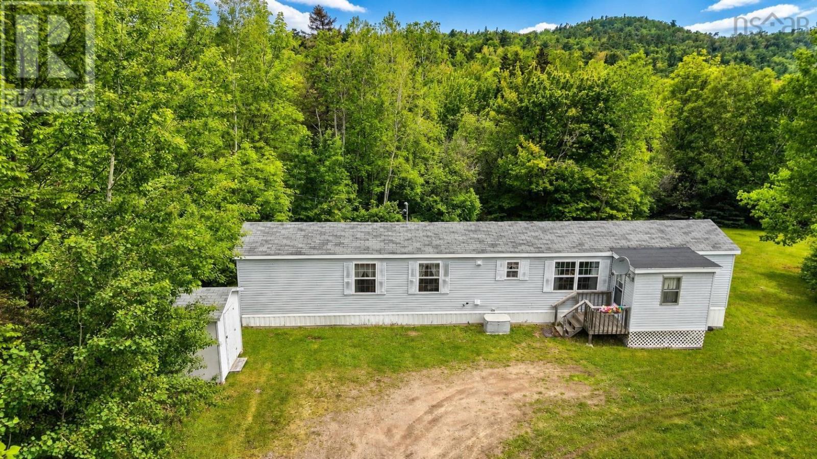 37790 Cabot Trail, Ingonish Beach, Nova Scotia  B0C 1L0 - Photo 45 - 202616700