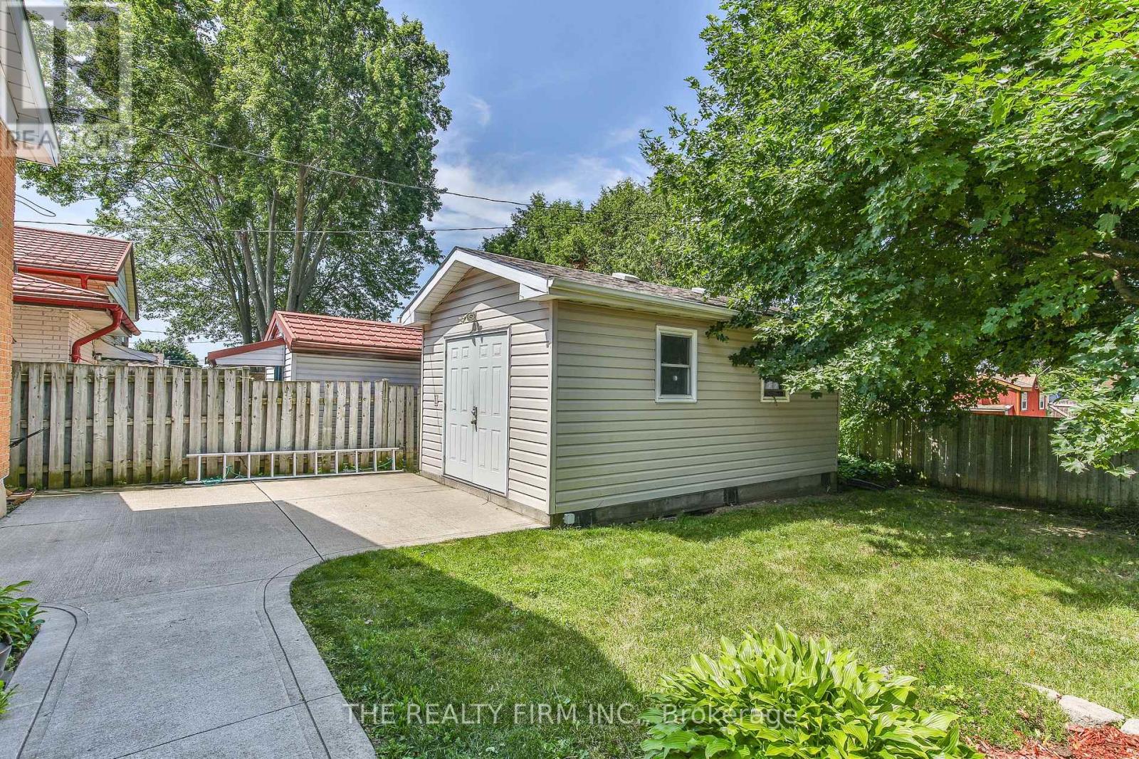 13 Vanbuskirk Drive, St. Thomas, Ontario  N5R 4Z1 - Photo 27 - X13530056
