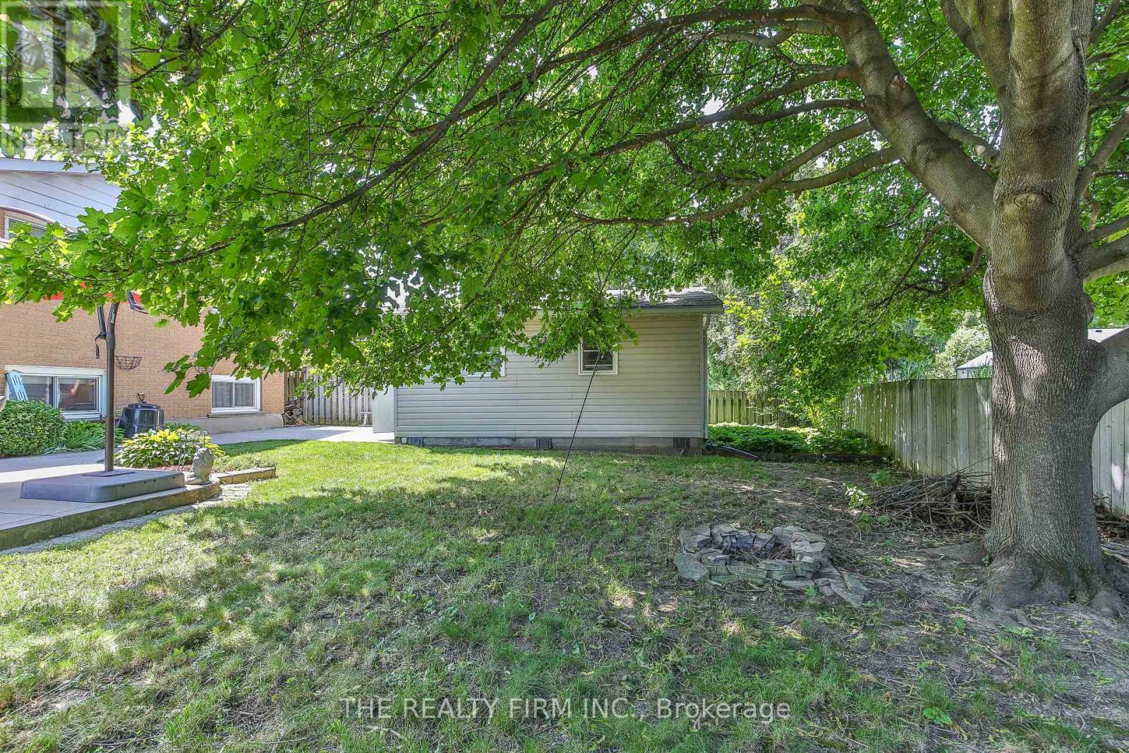 13 Vanbuskirk Drive, St. Thomas, Ontario  N5R 4Z1 - Photo 32 - X13530056