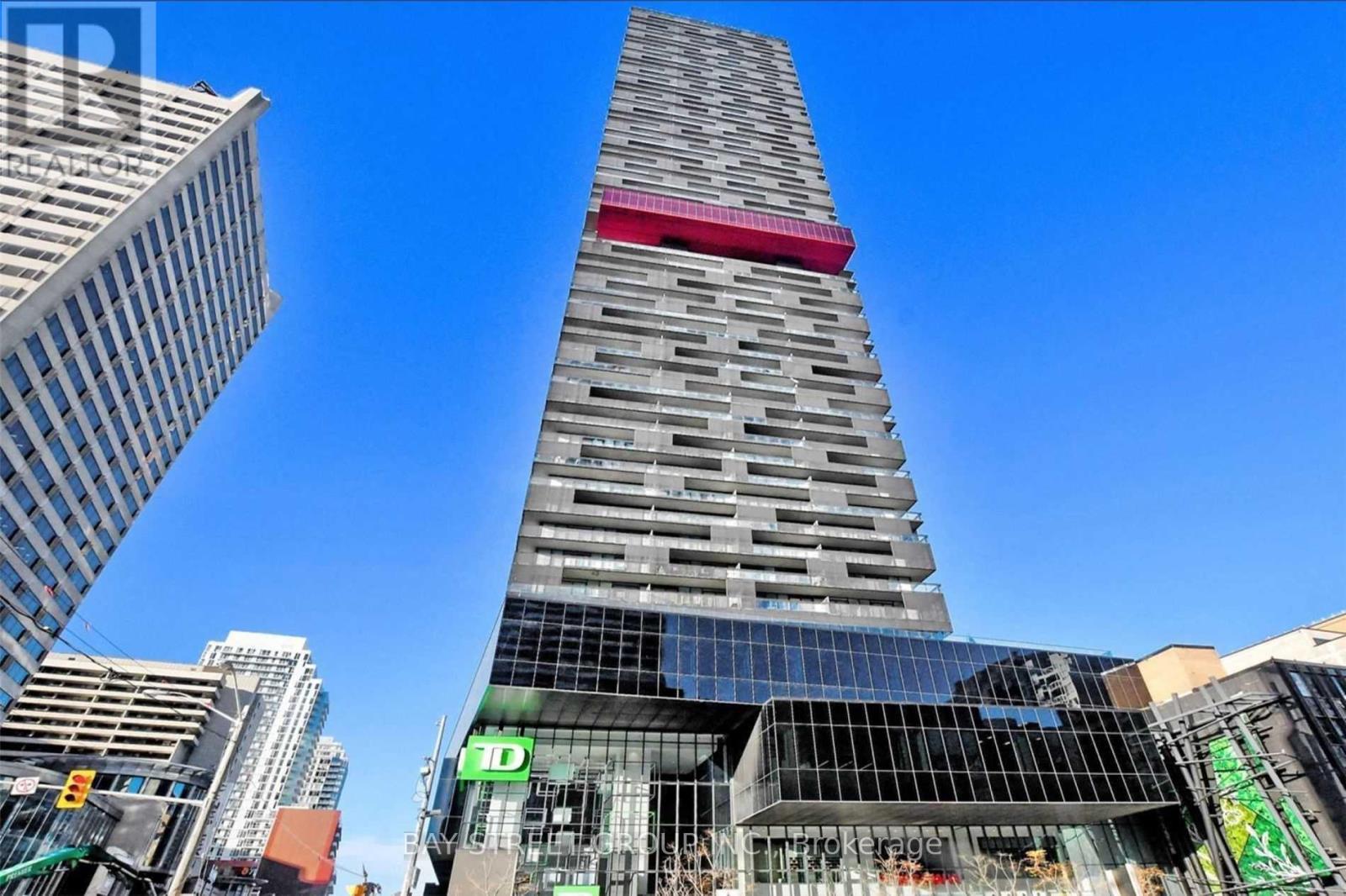 4404 - 8 EGLINTON AVENUE E, Toronto (Mount Pleasant West)