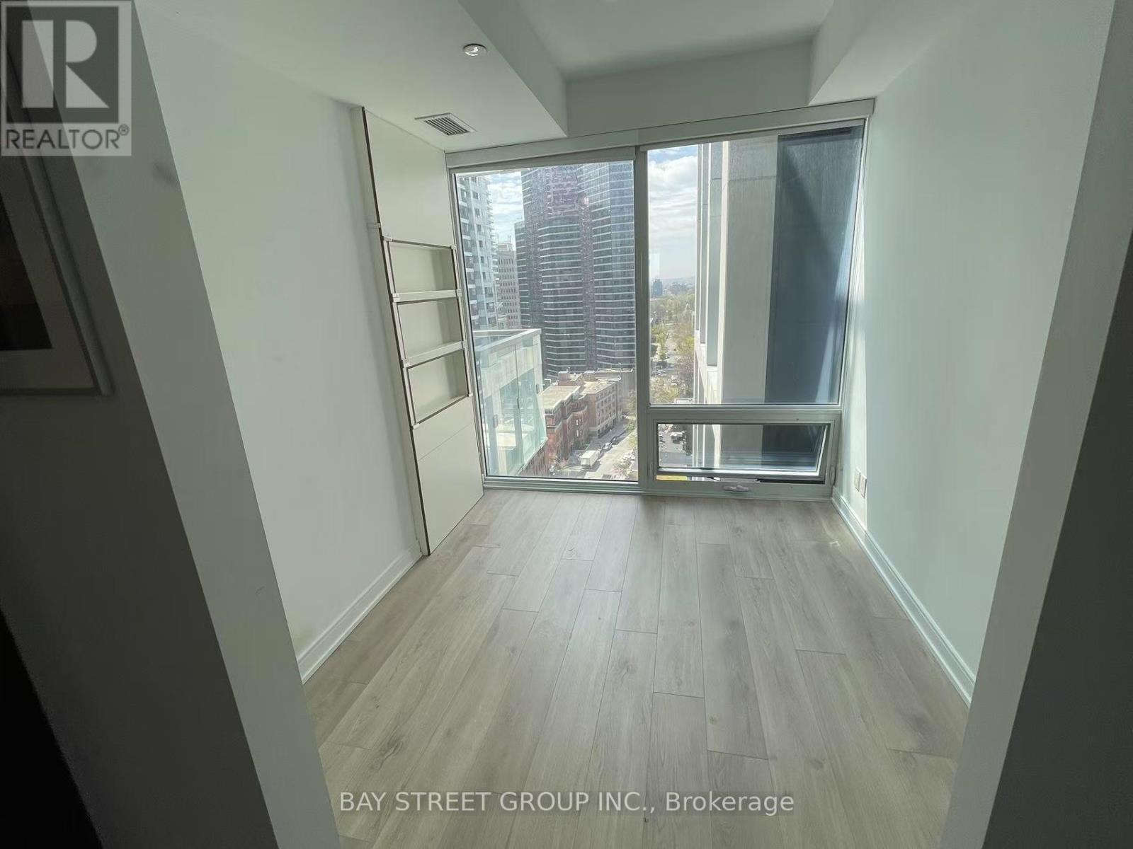 1713 - 3 GLOUCESTER STREET, Toronto, Ontario