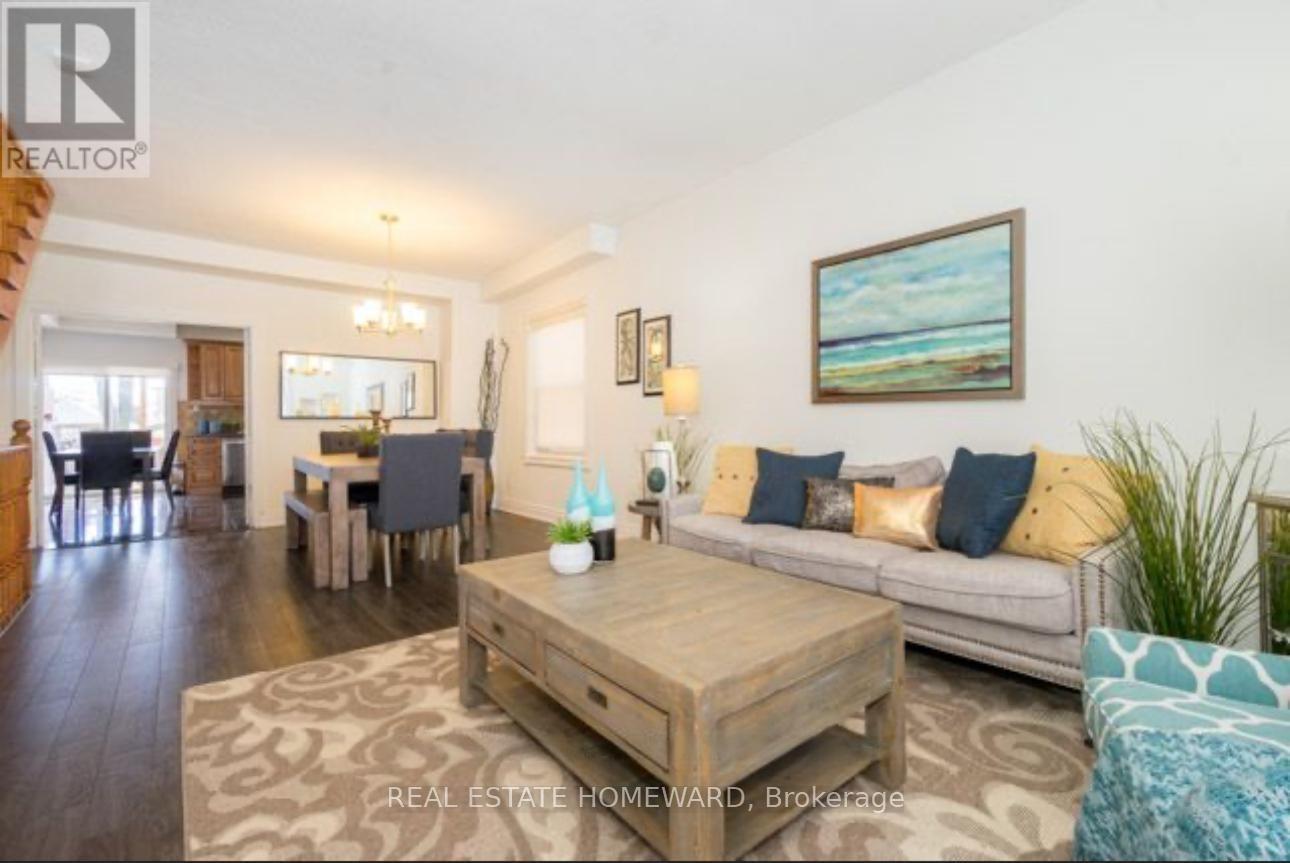 295 Gowan Avenue E, Toronto, Ontario M4J 2K7 - Photo 3 - E13530150