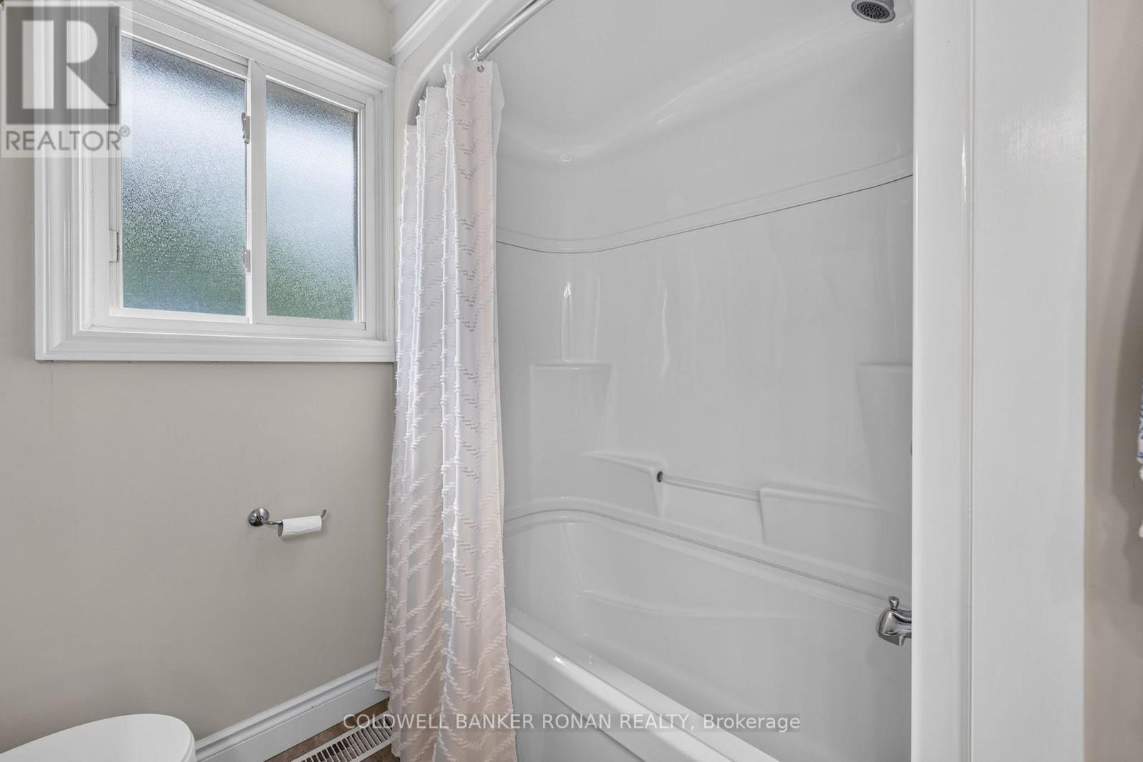 15 Essa Road, New Tecumseth, Ontario  L9R 1N3 - Photo 24 - N13530068