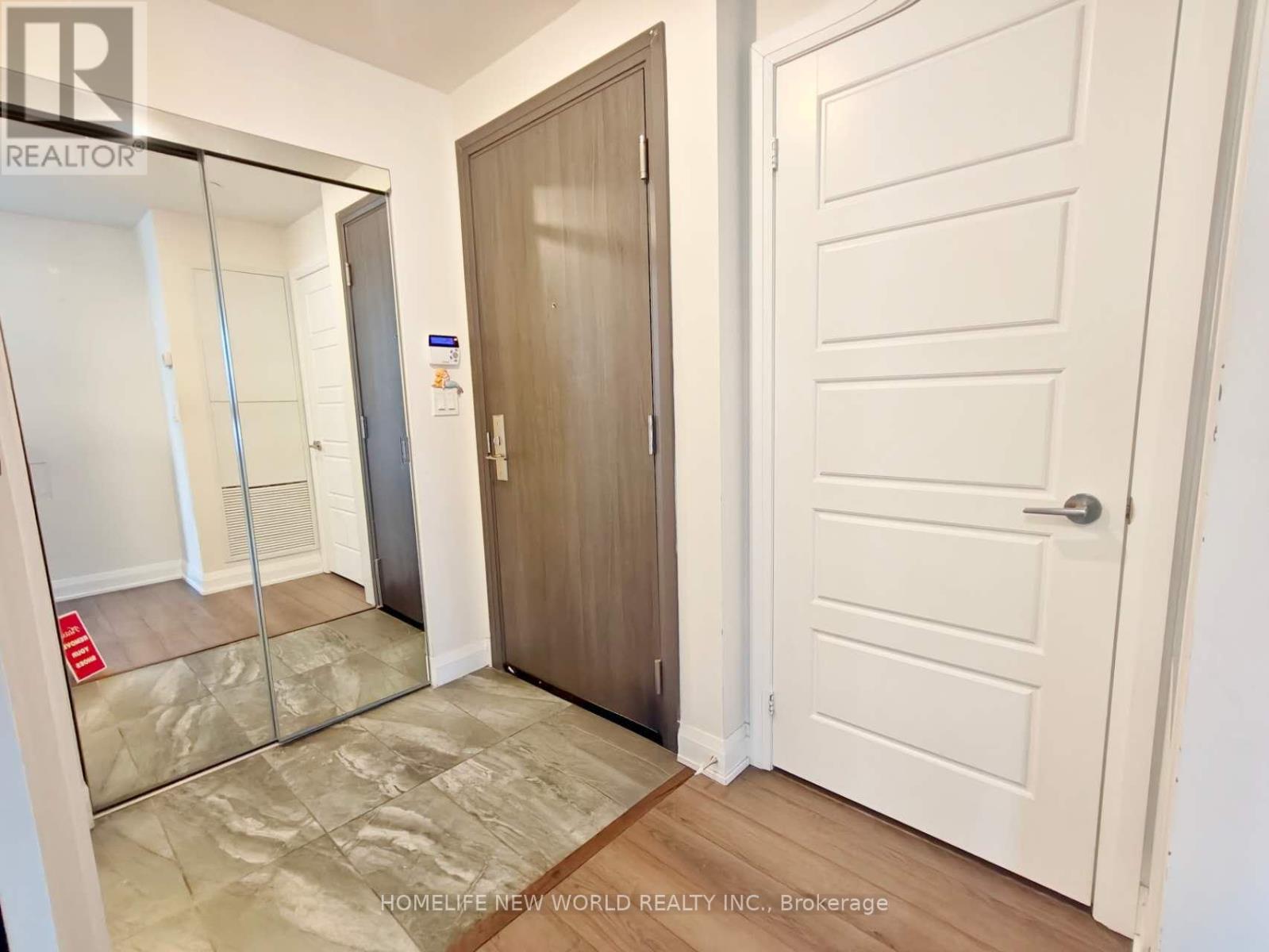 626 - 15 Water Walk Drive, Markham (Unionville), Ontario  L6G 0G2 - Photo 3 - N13530128