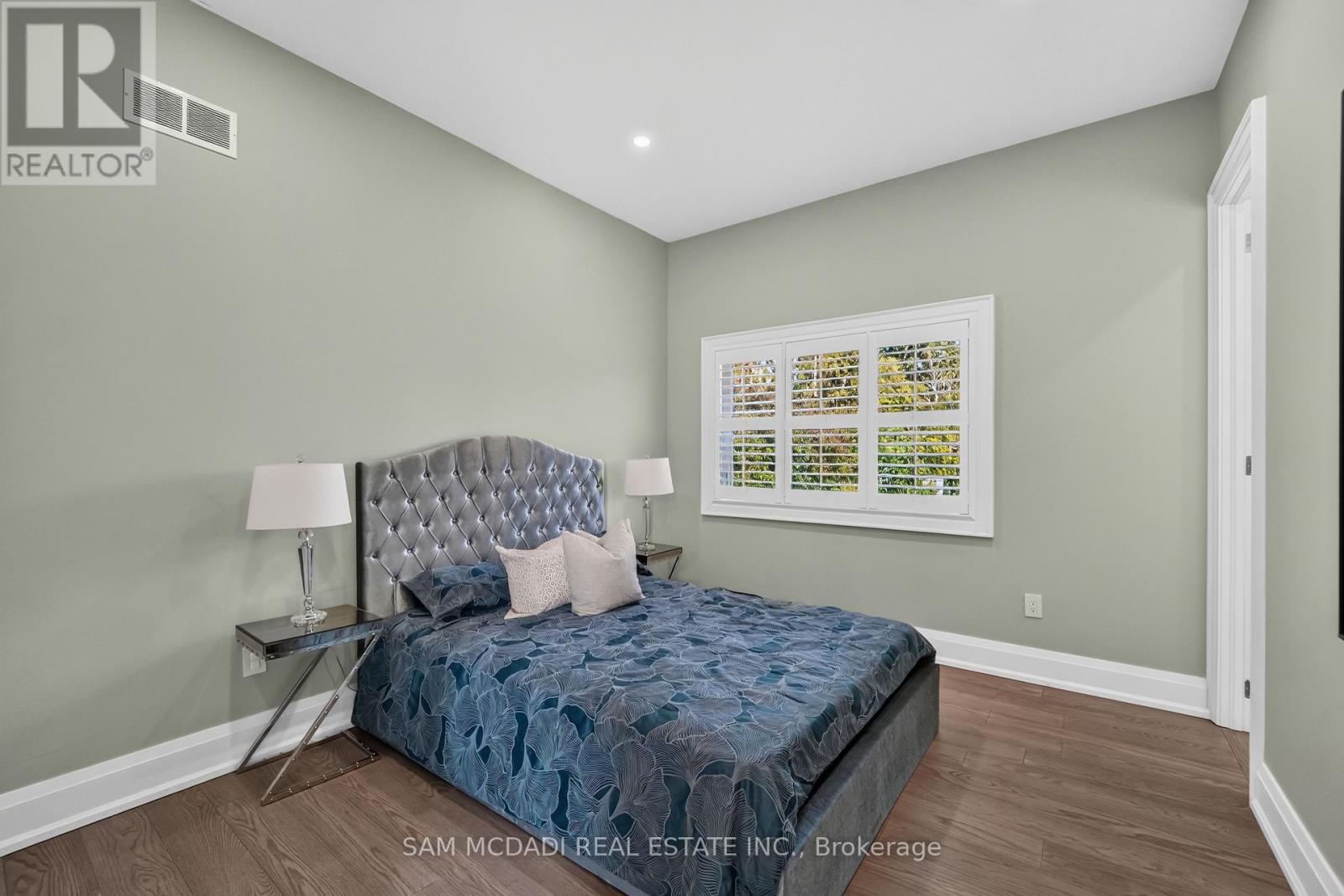 1 Brookside Drive, Mississauga (Streetsville), Ontario  L5M 1H2 - Photo 24 - W13530054