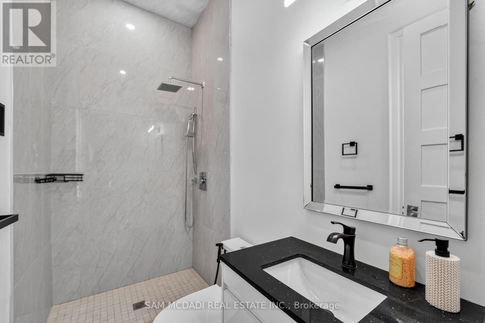 1 Brookside Drive, Mississauga (Streetsville), Ontario  L5M 1H2 - Photo 26 - W13530054