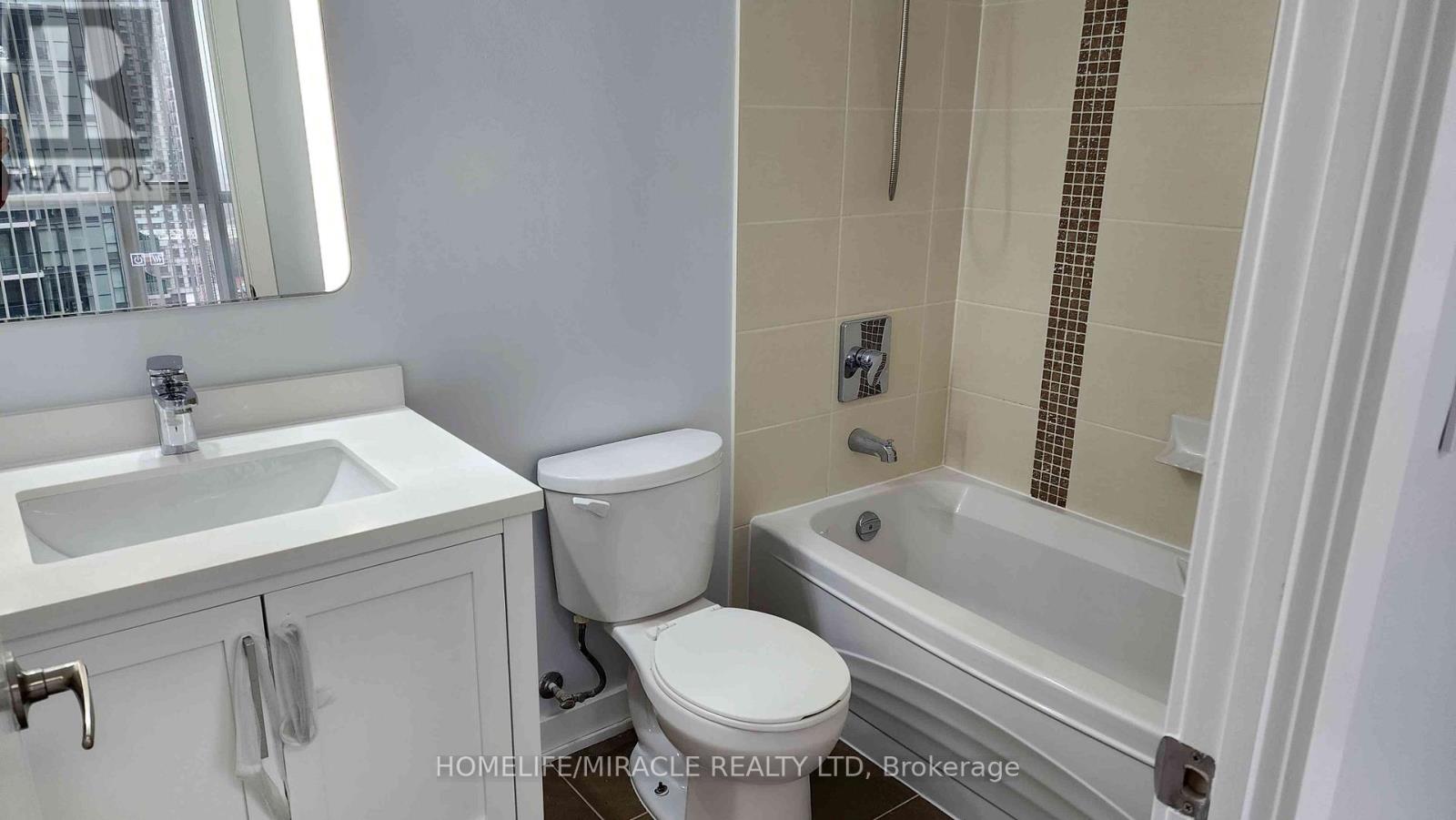 1606 - 4065 Brickstone Mews E, Mississauga (City Centre), Ontario  L5B 0G3 - Photo 14 - W13530074