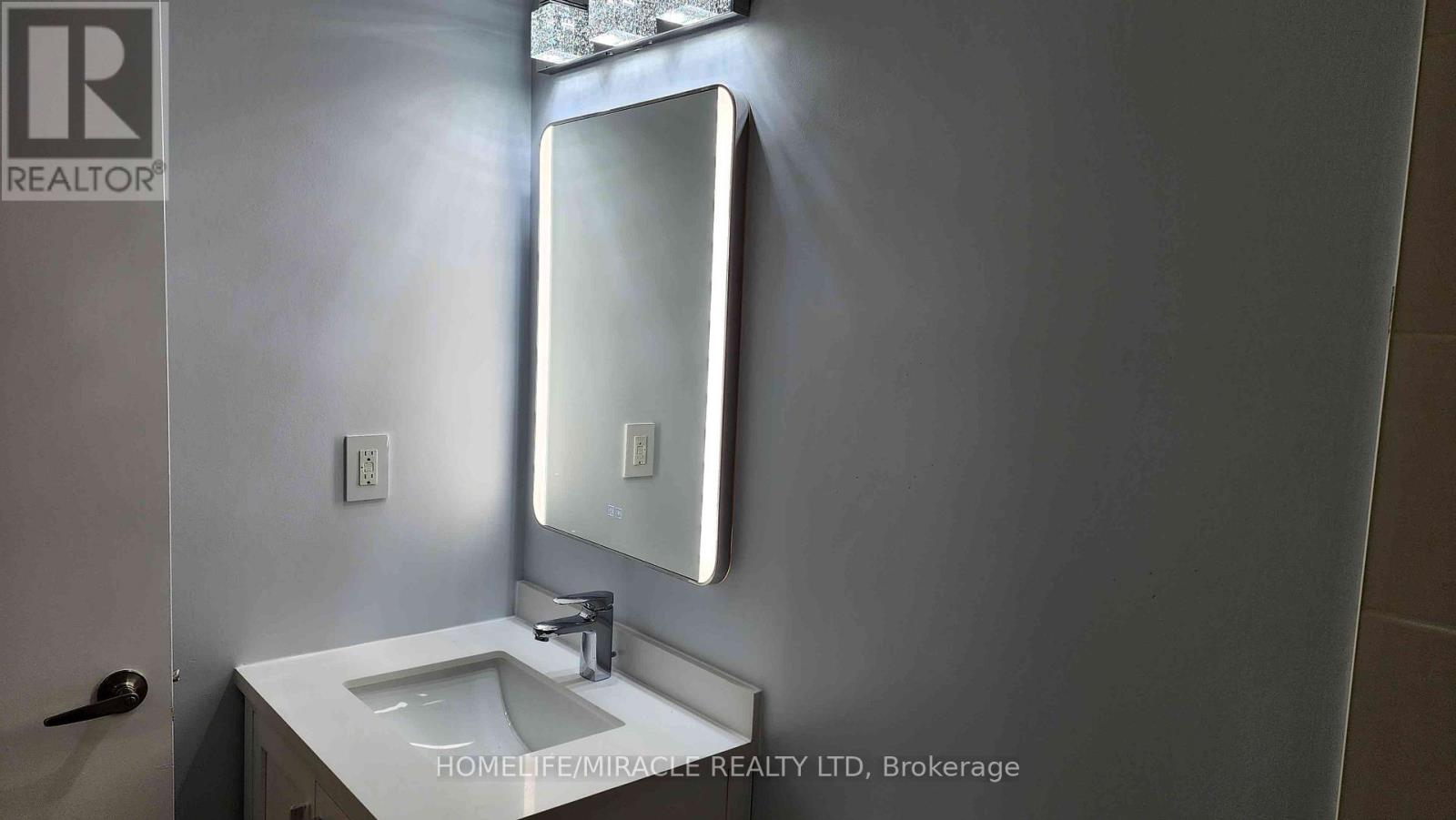 1606 - 4065 Brickstone Mews E, Mississauga (City Centre), Ontario  L5B 0G3 - Photo 21 - W13530074